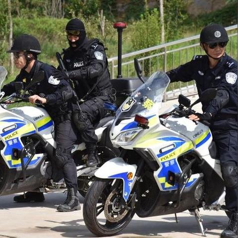 详解《别惹神枪手》测试服新角色技能与战术策略：打造更高端的游戏体验