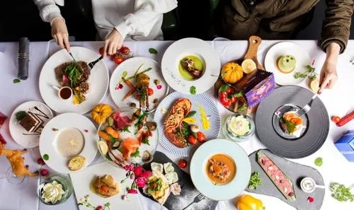 (美食日记大全)记录美味时光：畅享美食日记，寻找100种不可错过的美味佳肴